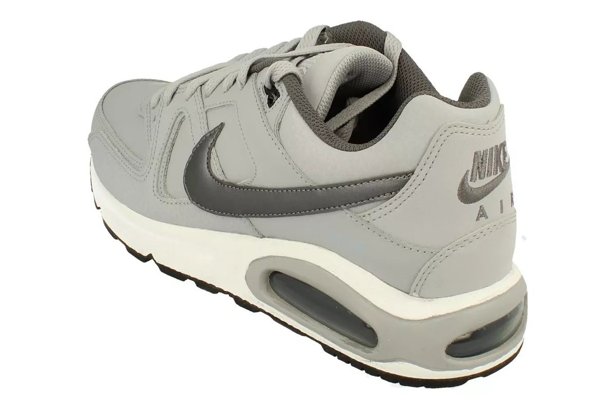 Nike clearance command trainers