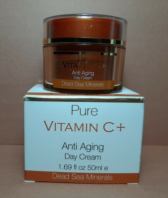 vitamin c  anti aging moisturizing cream