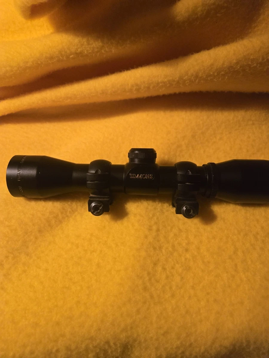 Simmons Black Hunting Rifle Scopes 4x Maximum Magnification for