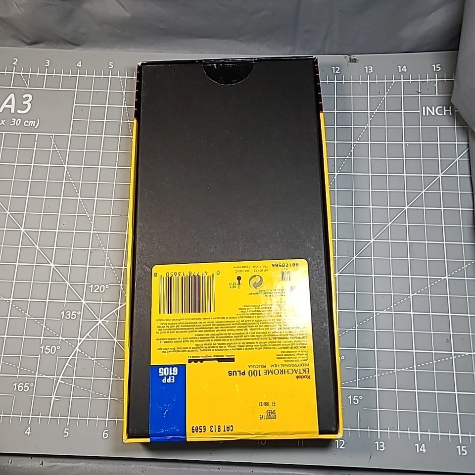 20 Sheet Kodak Professional Ektachrome 100 Plus 4x5 Readyload Film - EXP 04 1996 - Image 2 of 4