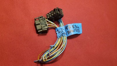 BMW E36 OEM TAILLIGHT M3 328 325 318 323 PLUGS Wires Harness Pig Tails Connector