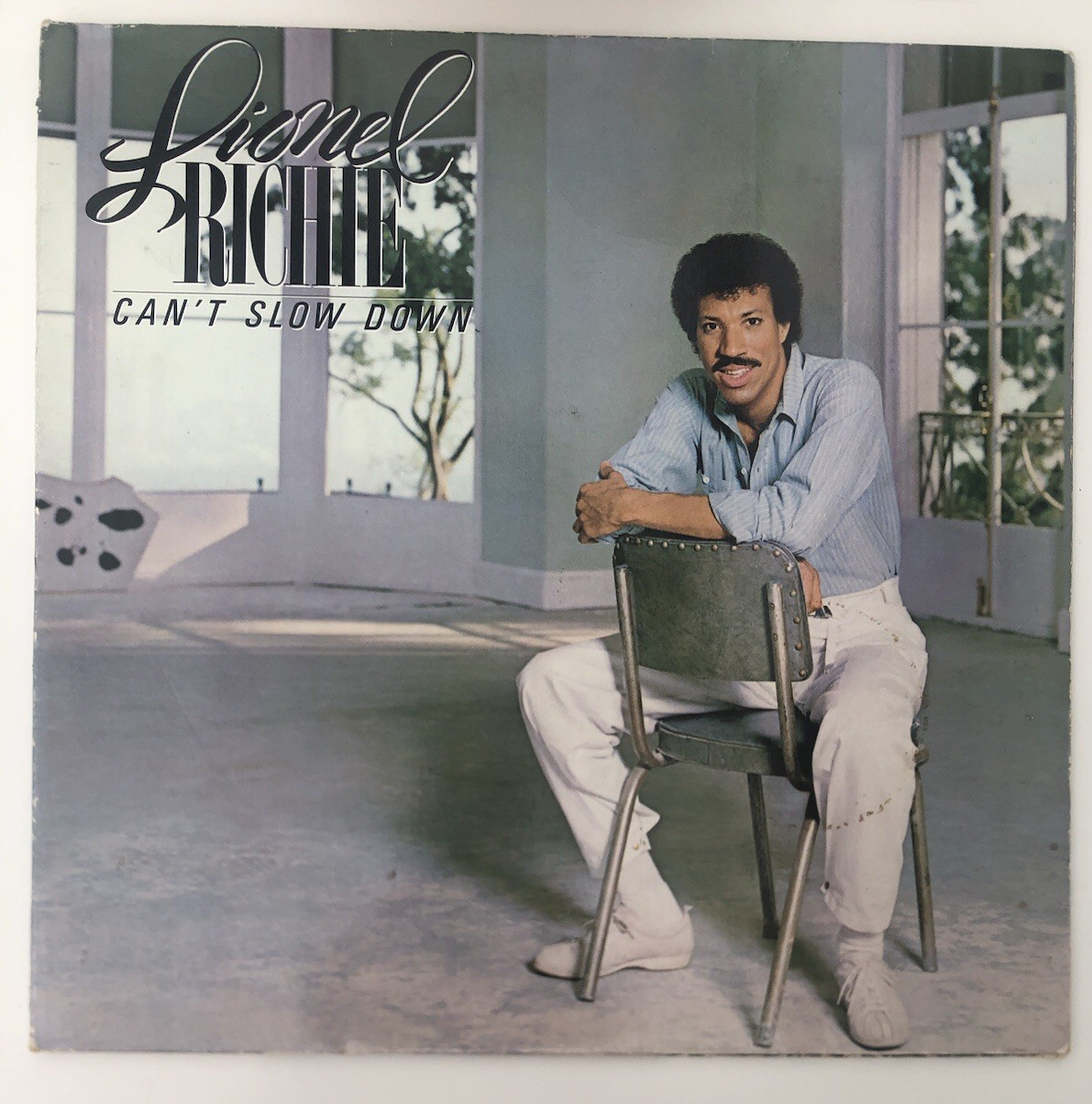 LIONEL RICHIE- CAN’T SLOW DOWN -Motown ZL72020 1983 VINYL LP RECORD Ex VG+