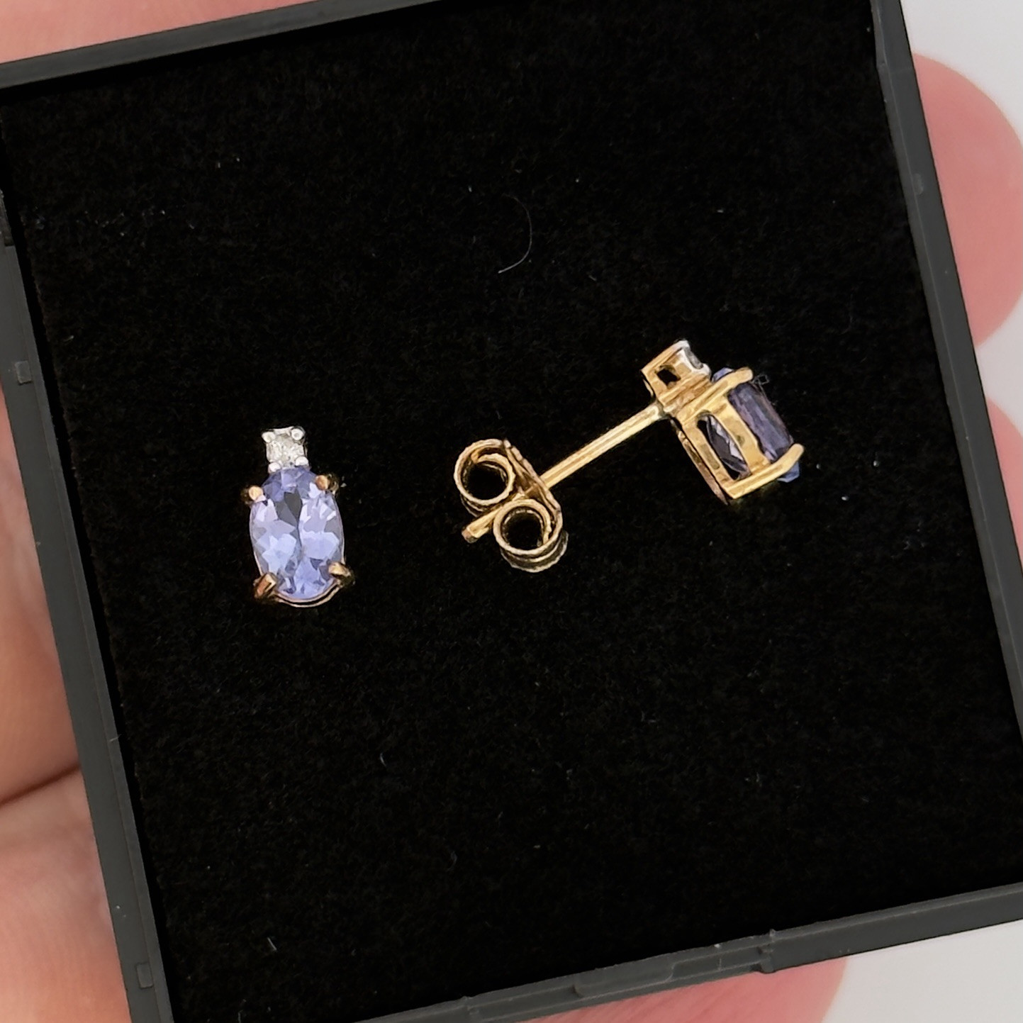 9ct Yellow Gold Tanzanite & Diamond Cluster Stud Earrings