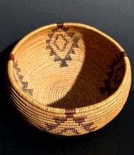 SPECTACULAR WASHO/MAIDU DECORATED BOWL, WILLOW-REDBUD, C1900, EXCELLENT, NR!