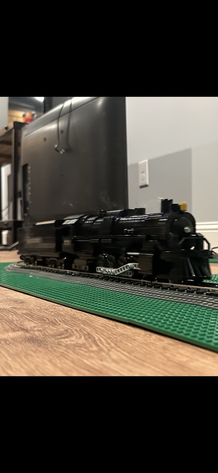 LEGO Polar Express 9V Train MOC with Working Smoke Stack Steam Locomotive