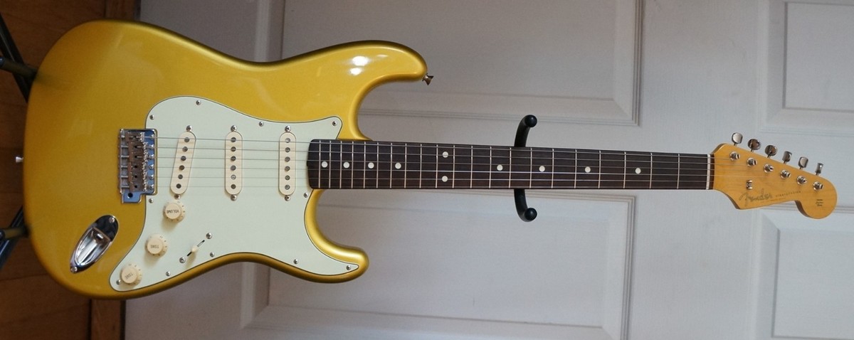 Fender Japan ST-62 Stratocaster Vintage Reissue Shoreline Gold