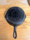 VTG Griswold 5 cast iron skillet block logo #724 *