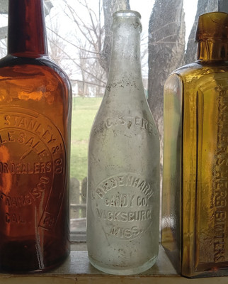BIEDENHARN CANDY CO VICKSBURG EARLY 1900 HAND BLOWN COCA COLA BOTTLE 8 3/4''TALL