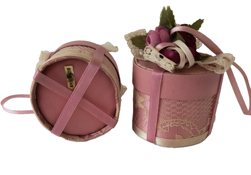 Hutschachteln viktorianischer Stil - Shabby Chic Ornamente hängend Mauve Satin Elfenbein Spitze - Bild 2 von 15
