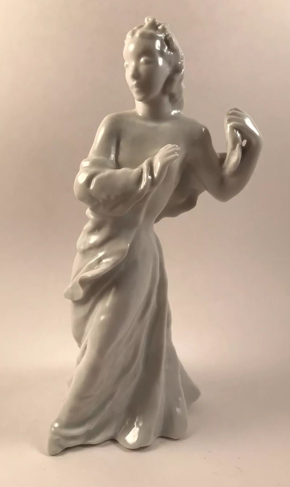 Rosenthal Porcelain Figurine 1933 Adagio by L. Friedrich Gronau 7” Tall White