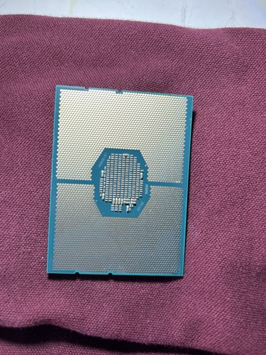 SRFBJ Intel Xeon Gold 5220 18-Core 2.20GHz 24.75M 150W Processor - Photo 2/2