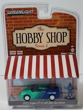 Greenlight 1:64 2015 Nissan GT-R With Race Car Driver The Hobby Shop