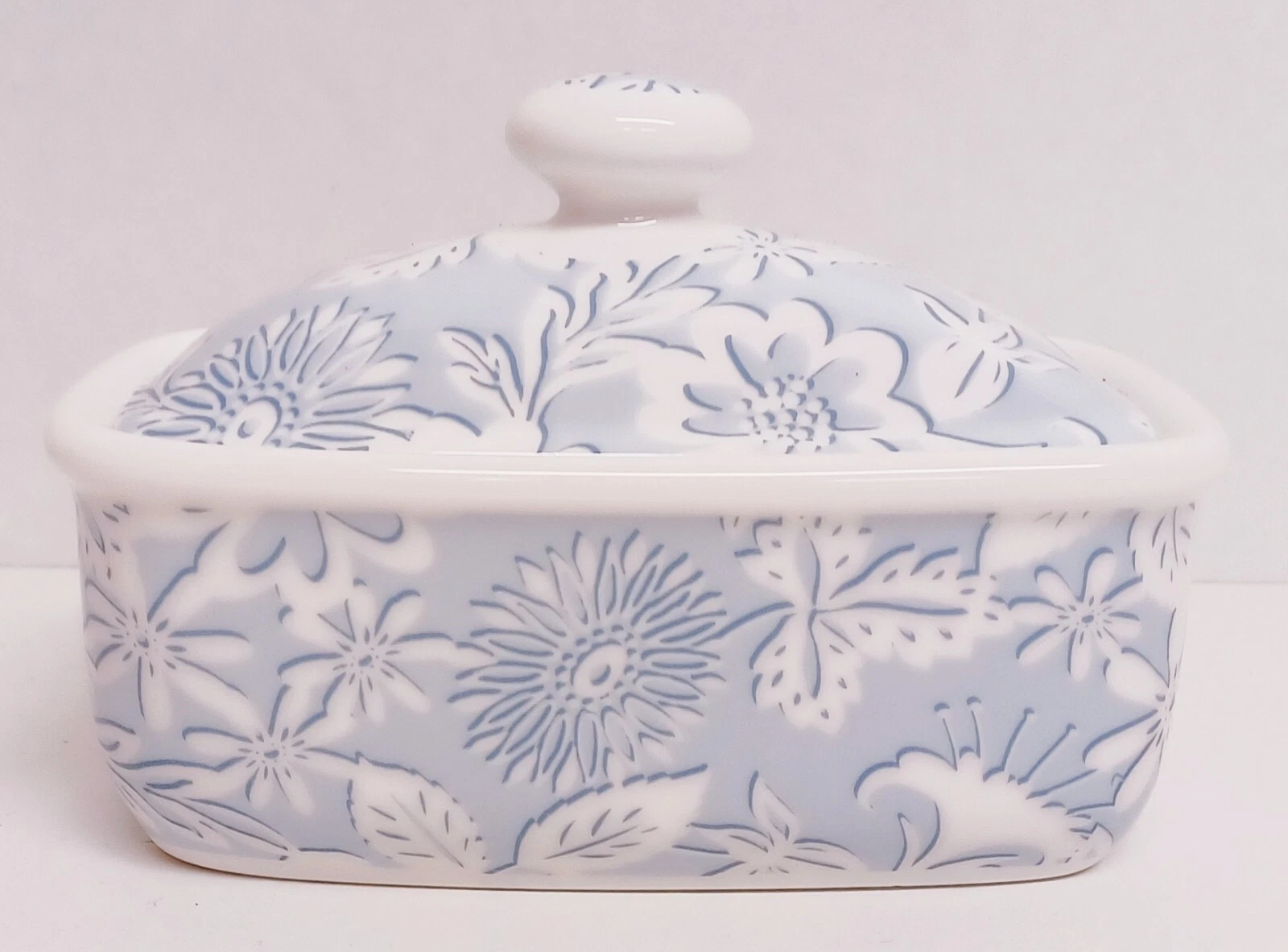 Lace Light Blue White Butter Dish Fine China Floral Container & Lid Decorated UK