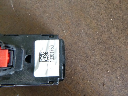 Holden Cruze JH 11-17 Headlight Switch - Picture 3 of 3