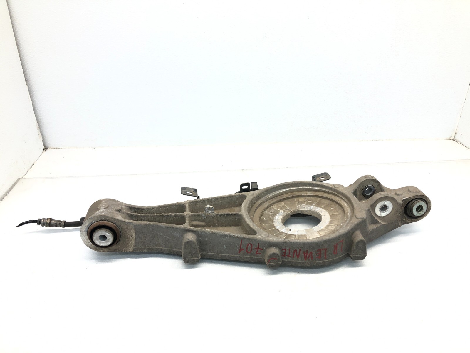 2017-2020 MASERATI LEVANTE AWD LEFT DRIVER REAR LOWER CONTROL ARM OEM