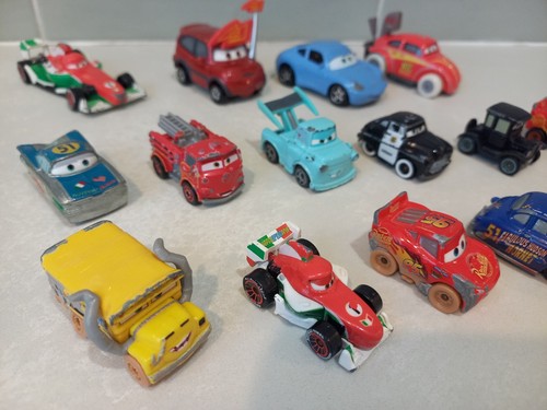 Disney CARS Mini Racers Bundle Bulk Lot X 12 + 4 Large Cars. Lightning Mcqueen - Picture 3 of 11