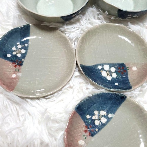 Saga Aritayaki Tea Bowl Set 10pcs with Large, Small & Flat Dishes, Used - Picture 2 of 9