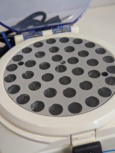 MIULAB DKT-100 Mini Dry Bath Incubator 110v Ac - Picture 4 of 6