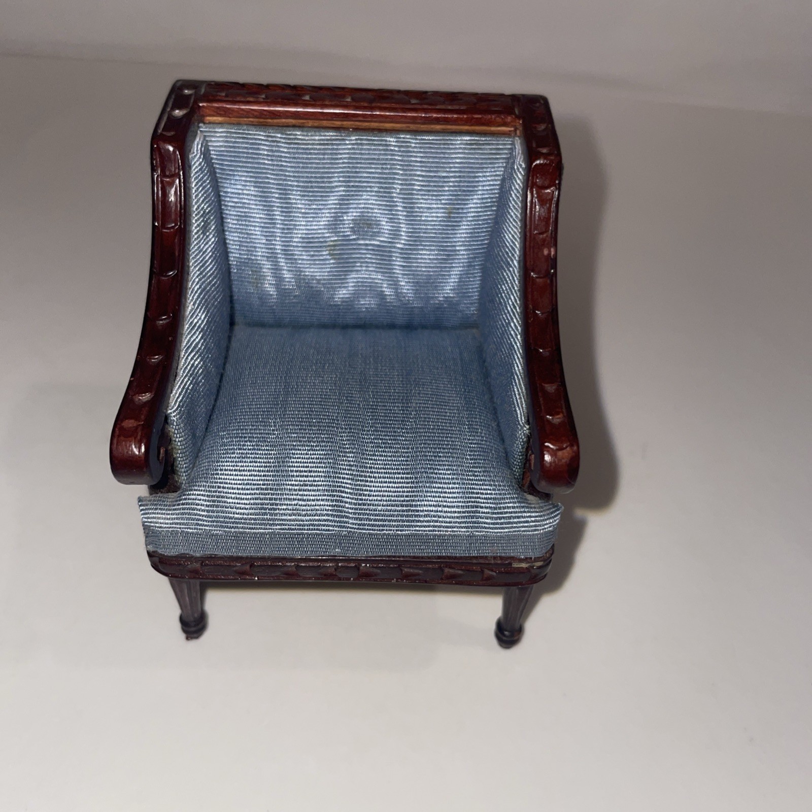 Picture 5 of 10