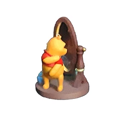2008 Hallmark Keepsake Disney Pondering Winnie The Pooh Ornament Retired No Box