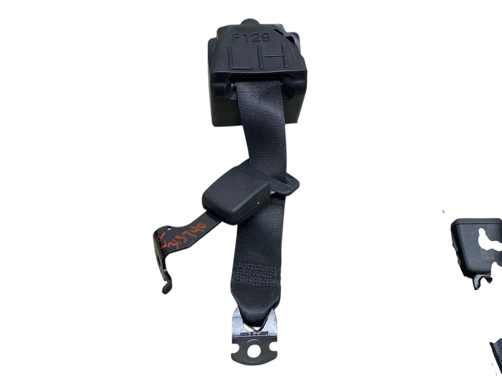 2017-2024 MASERATI LEVANTE RIGHT & LEFT REAR SEAT BELT RETRACTOR SET W/ BUCKLES
