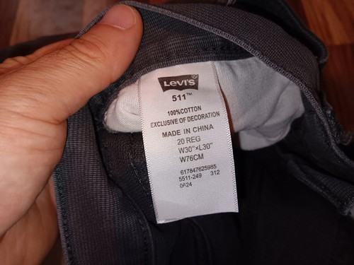 Levis boys 511 skinny, 20R Size 30X30 (actual SZ 29X30) gray jeans. - Picture 16 of 16