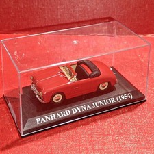 PANHARD DYNA JUNIOR 1954 Rouge 1/43 IXO 