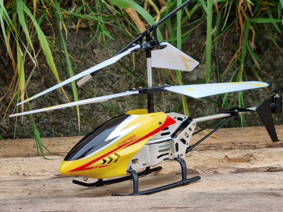 Remote Control Helicopter RC 3.5CH 2.4GHz Alloy Gyro Kids Gift 14+ UK - Image 3 of 4