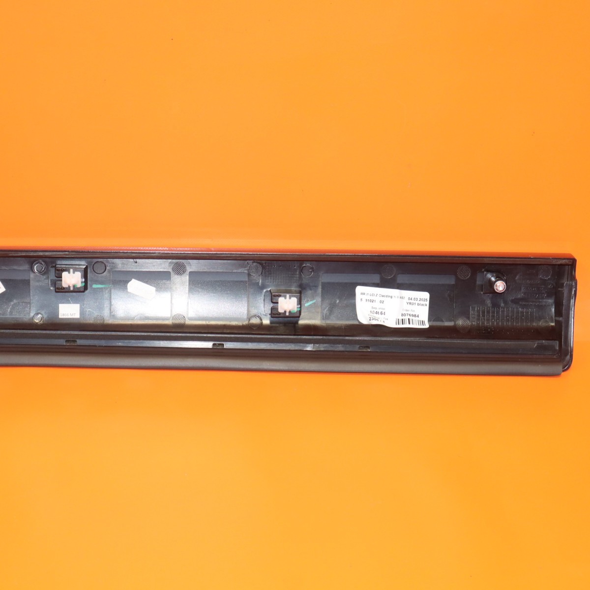 ROLLS ROYCE CULLINAN DOOR MOLDING LEFT REAR 2017-2022 2023 51137448583 OEM