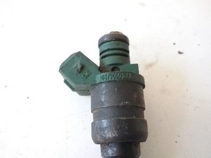 SKODA OCTAVIA I 1U2 Einspritzdüse 037906031AA 1.60 Petrol 55kw 1999 20329962