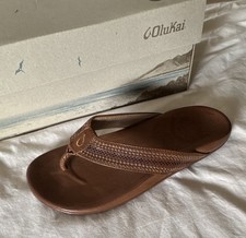OluKai POOKELA-M Mauka Mens Brown Leather Tho...