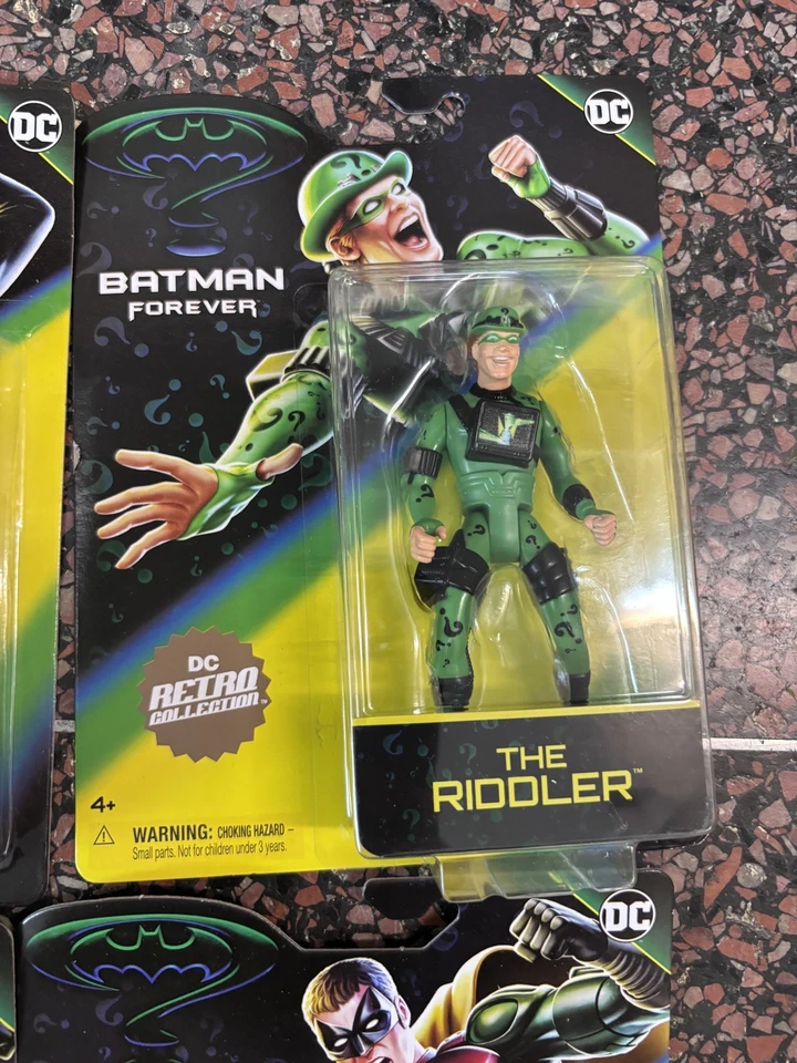 Figuras de acción retro Batman Forever DC Batman, Robin, Two Face y The Riddler Foto 3 de 4