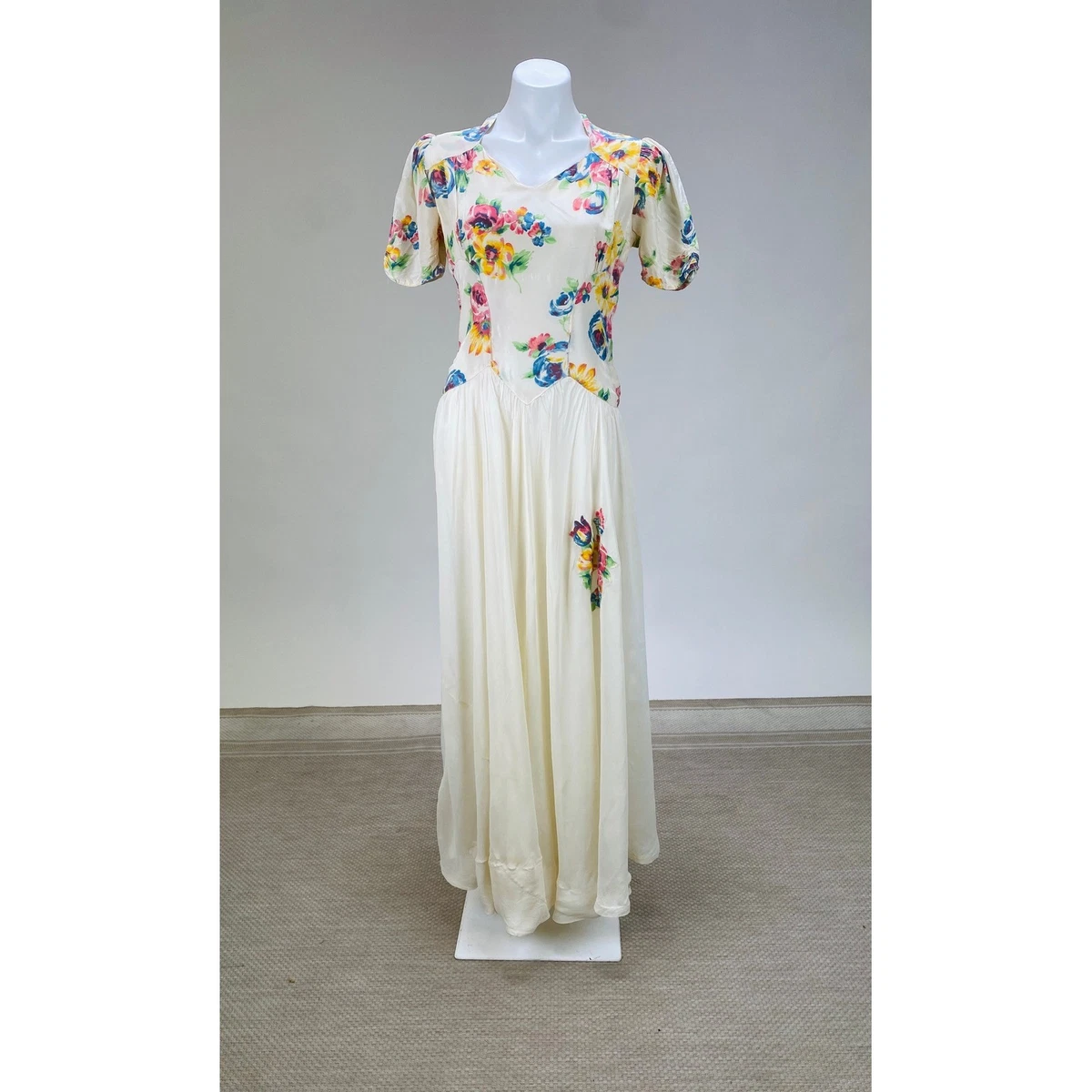 1940s elegant dresses 1940s Formal Dresses, Prom Dresses, Cocktail Dresses History