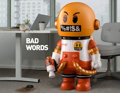 POP MART MEGA SPACE MOLLY 100% × emoji Series Assorted Box