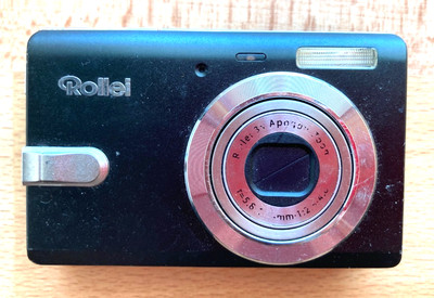 Rollei RCP - 7325 XS Digitalkamera - 7,1 Megapixel - klein und flach