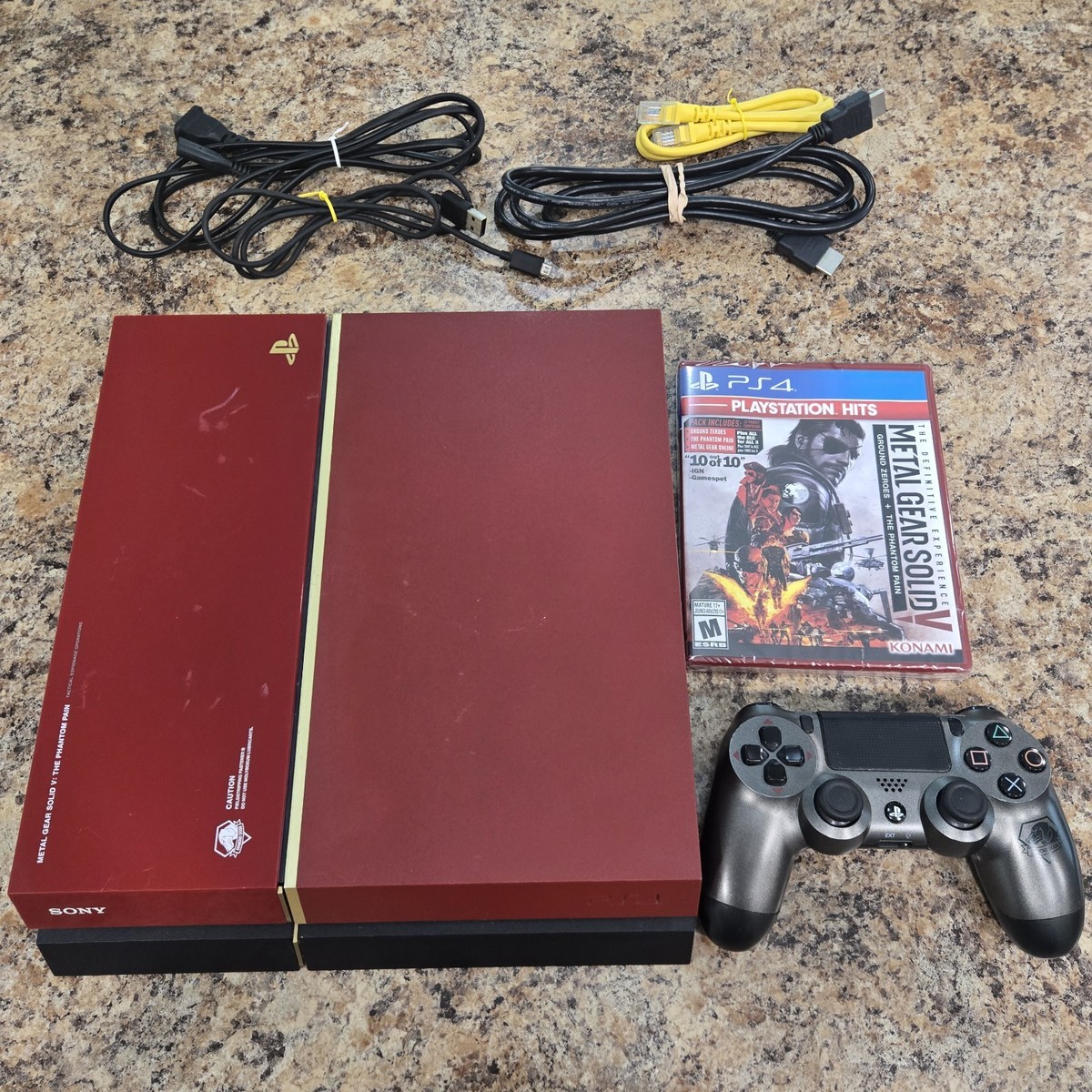 PlayStation4 - PS4 本体 メタルギアソリッド5エディション PlayStation4 Sony PlayStation 4 Metal Gear Solid V Limited Pack The Phantom
