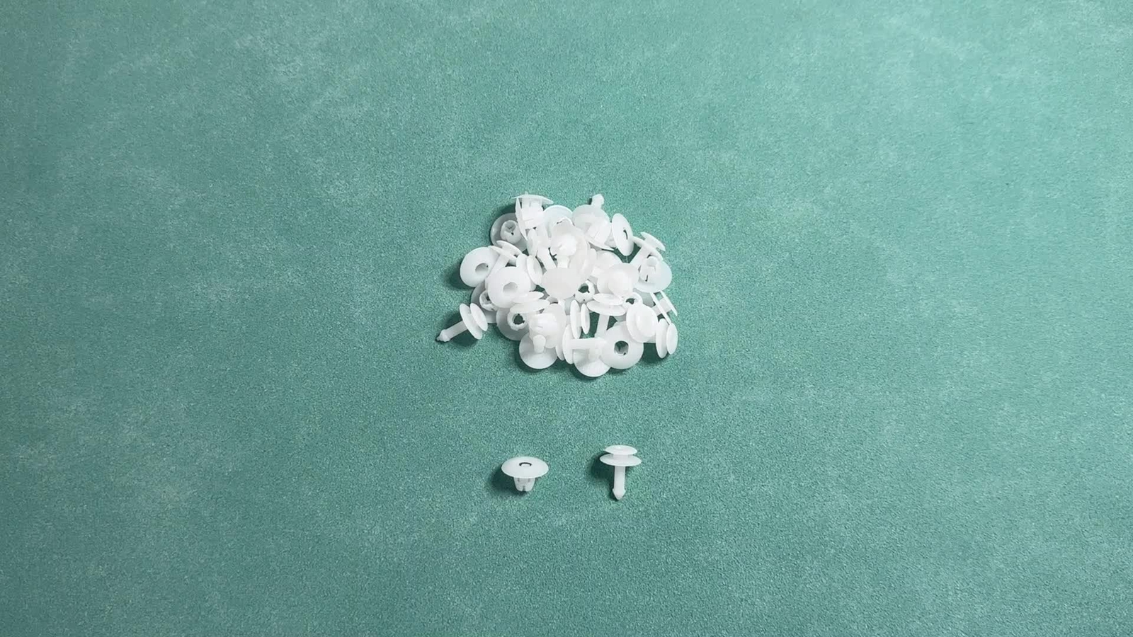 6505292AA Set of 20 Door Trim Panel Retainer Clips Nylon Fits Chrysler ...