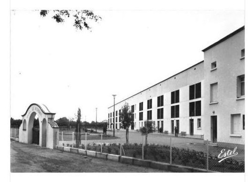 CPSM 66 SAINT LAURENT DE LA SALANQUE MAISON DE RETRAITE