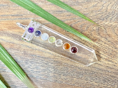 Chakra Klar Quarz Anhänger Edelstein Präparat Reiki Chakra Kristall Stein J - Bild 2 von 12