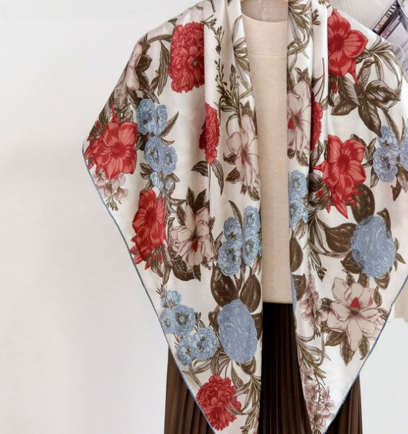 Sallys 100% Mulberry Silk Wrap Shawl flower Print Square Scarf 43