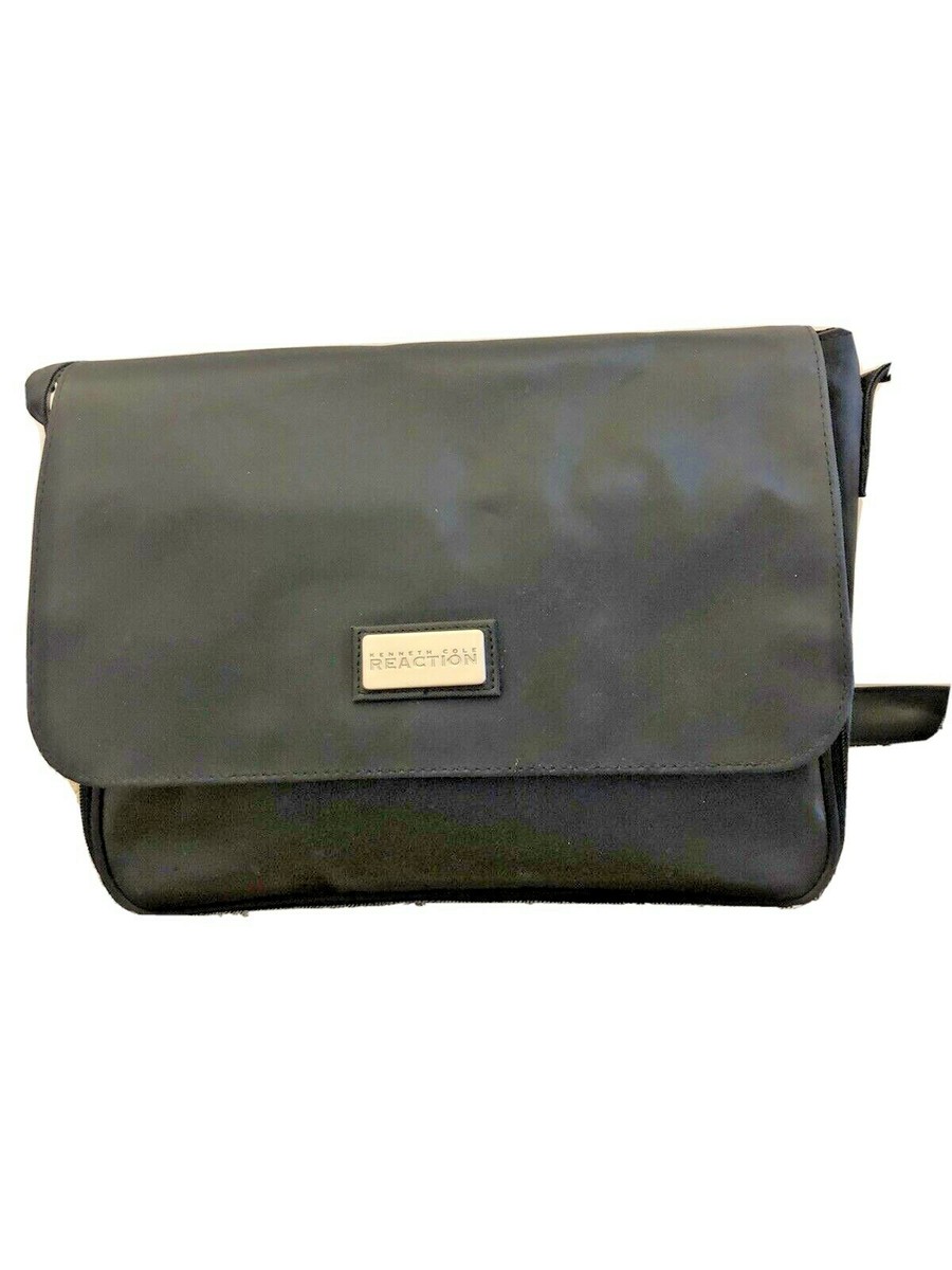 KENNETH COLE REACTION MEDIUM SHOULDER/CROSSBODY BLACK CANVAS BAG