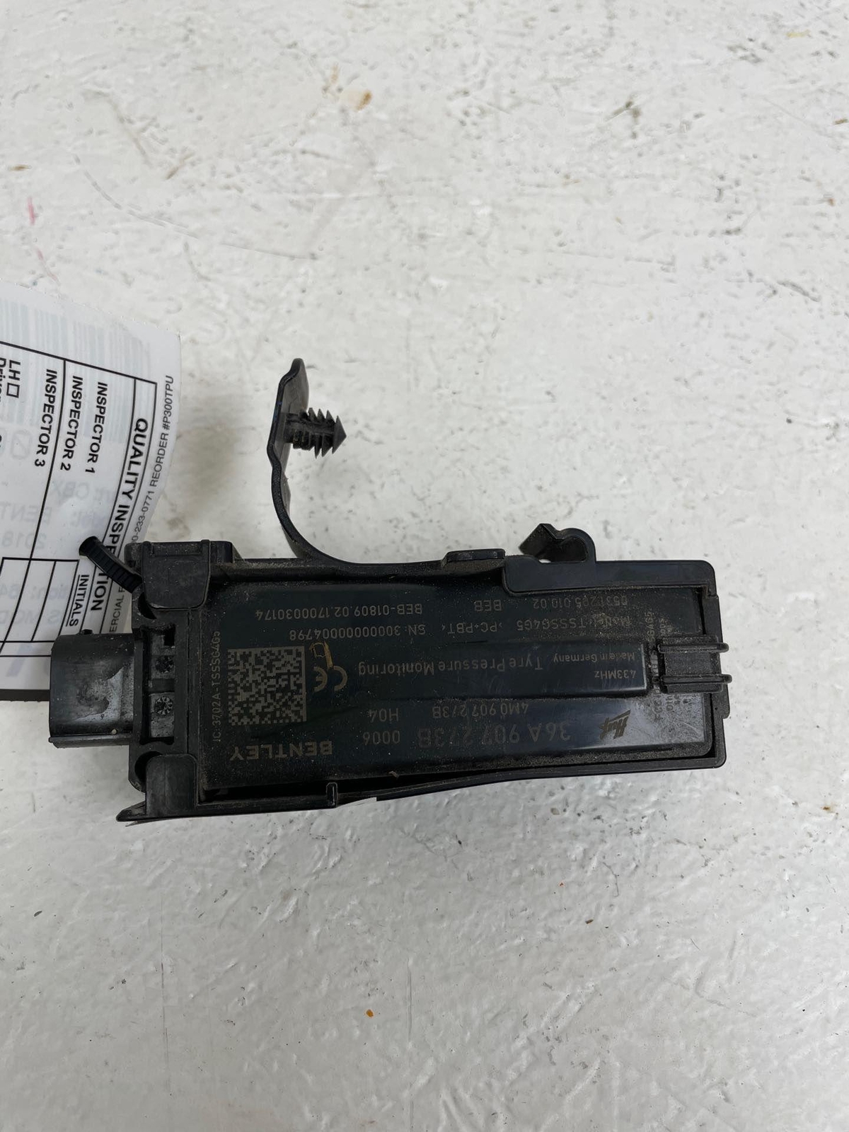 2016-2020 BENTLEY BENTAYGA TPMS MODULE TIRE PRESSURE MONITORING CONTROL UNIT OEM