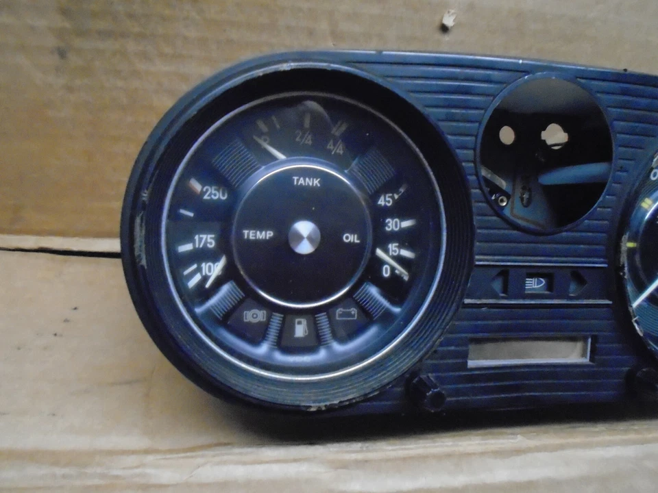 Mercedes-Benz 280 1973-1976 velocímetro clúster fabricante de equipos originales para piezas Foto 4 de 4