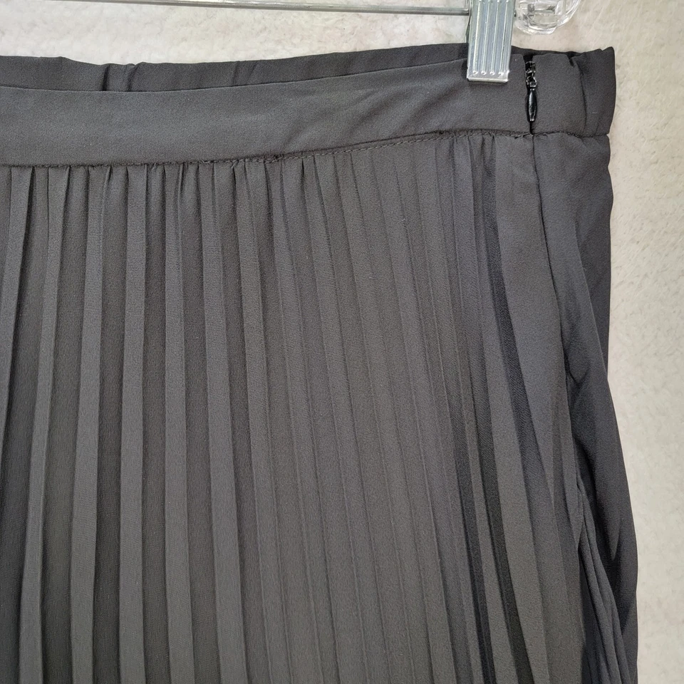 Black Chiffon Pleated Floral Lace Hem Midi Dressy Flowy NYC Womens Skirt Size L - Image 3 of 4