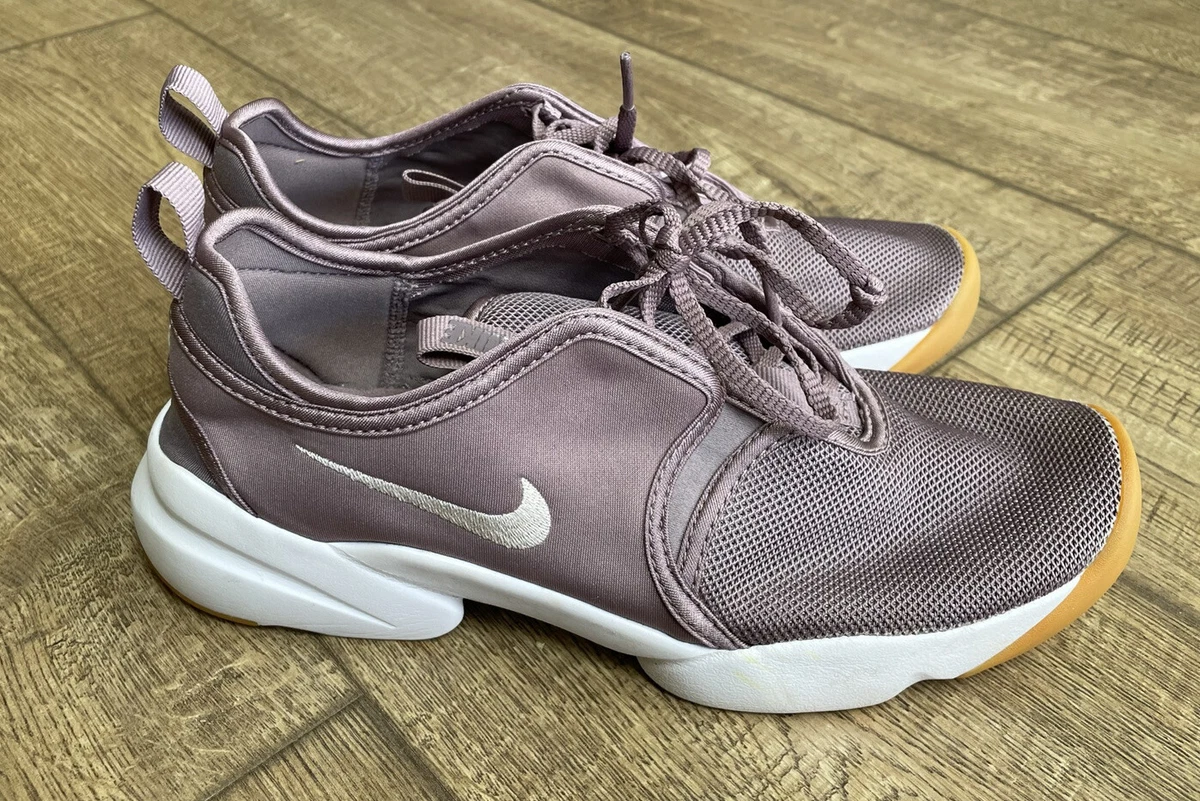 Nike womens mesh best sale trainers