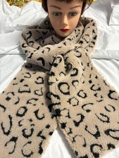 Soft Surroundings Reversible Faux Sherpa Scarf  Leopard Print New