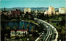Wilshire Blvd MacArthur Park Los Angeles CA Vintage Postcard Unposted