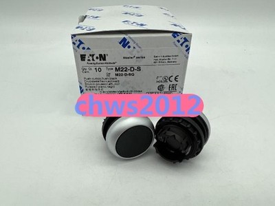 1 PCS NEW Self reset black button head M22-D-S *mp