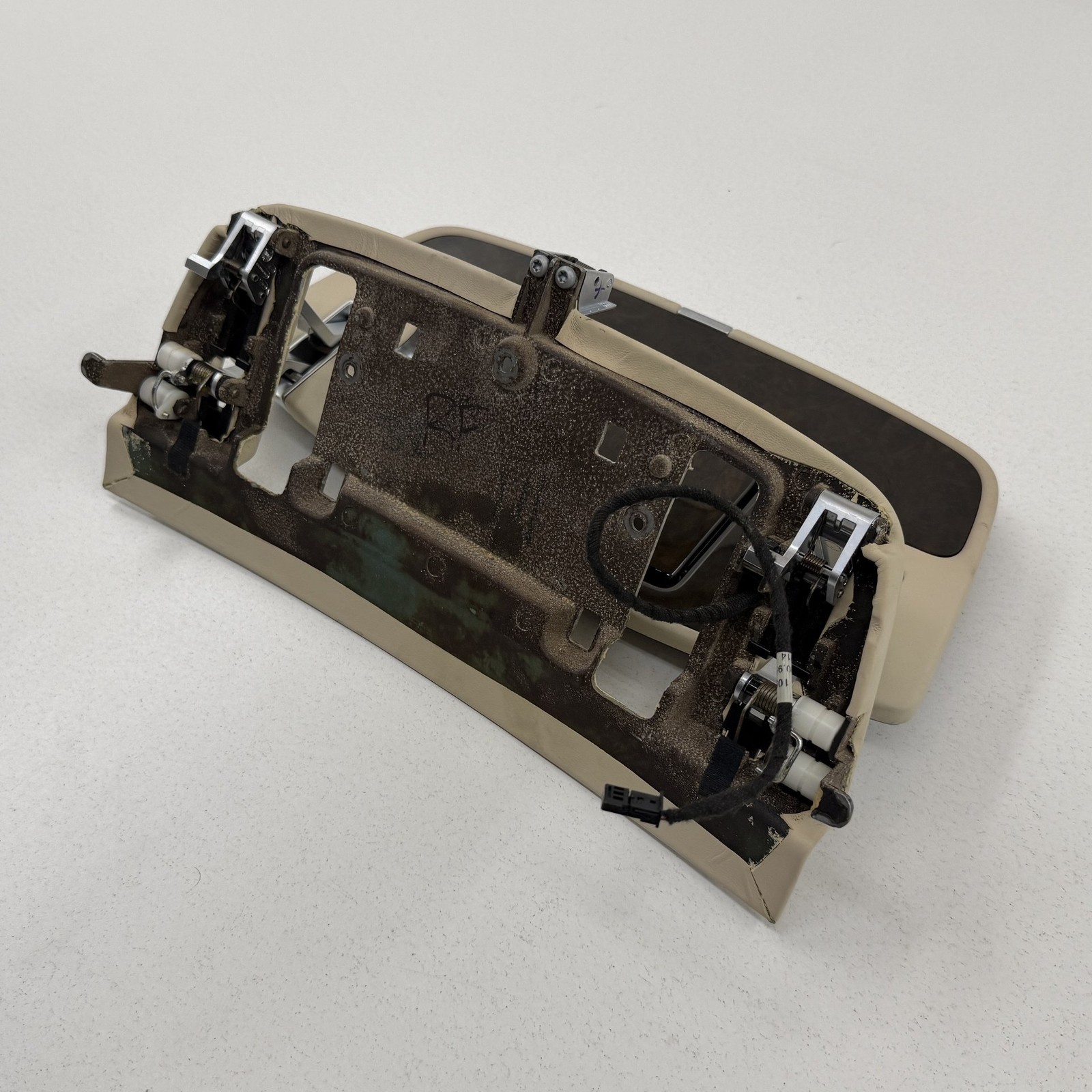 Bentley Flying Spur 2014-2018 Front Right Vanity mirror