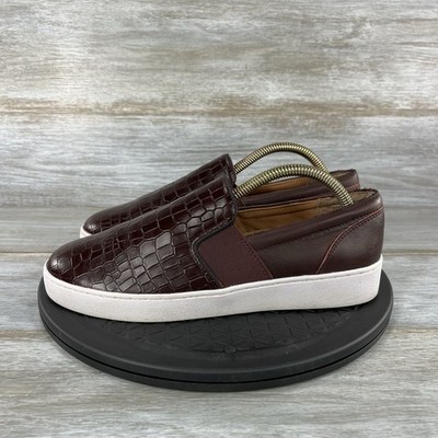 Vionic Woman s Splendid Demetra Burgundy Leather Slip On Sneakers Size 8